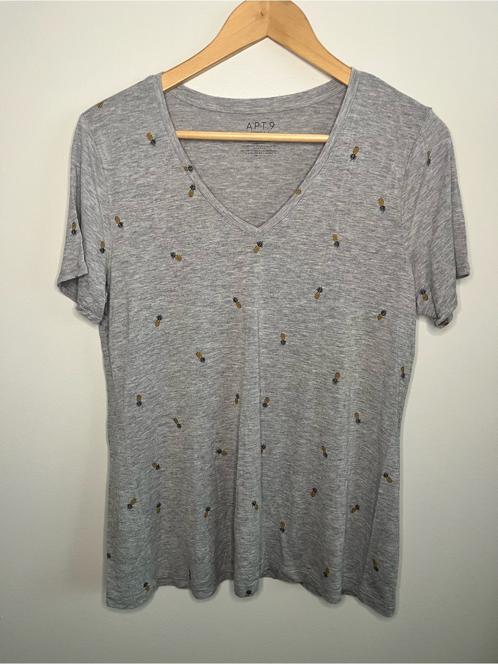 Women's Apt. 9 Essentials Pineapple T-shirt